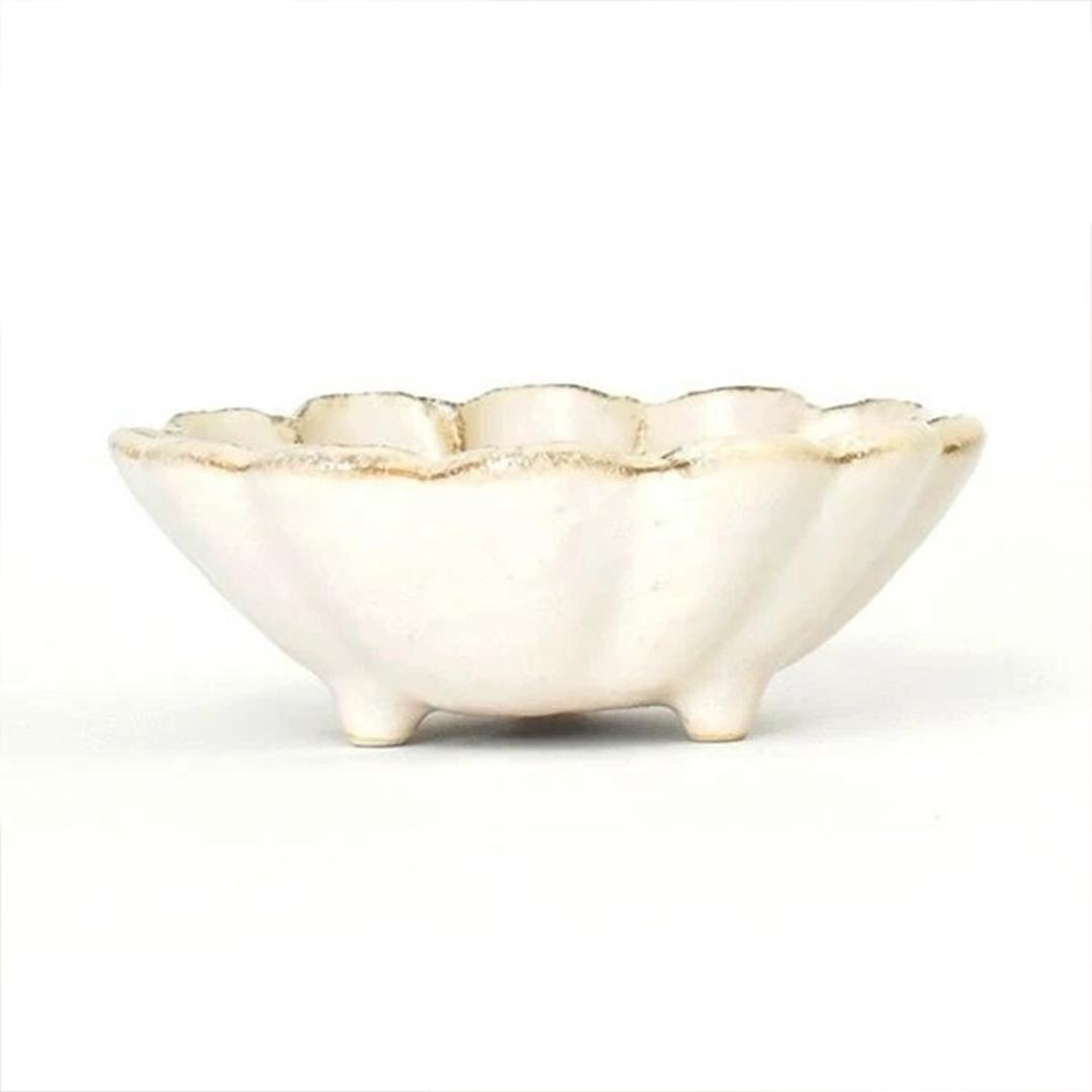 美濃焼 小鉢 通販 日本製 小皿 美濃 焼 12cm 取り皿 副菜 取皿 和食器 おしゃれ モダン かわいい 花形 花型 お花 サラダ デザート 電子レンジ対応 食洗機対応 朝食 おやつ 夕食 リンカ 12ボウル グルメスタイル キッチン用品 ホワイト ・