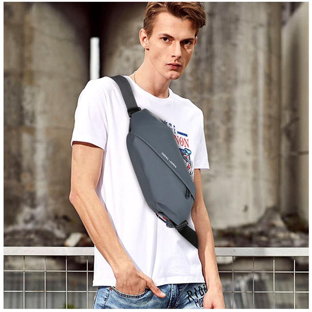 ボディバッグ 大容量 通販 ボディバック ウエストポーチ メッセンジャーバッグ メッセンジャーバック チェストバッグ チェストバック ショルダー 大きめ ユニセックス かっこいい シンプル カジュアル メンズ レディース レジャー アウトドア スポーツ ベージュ ・