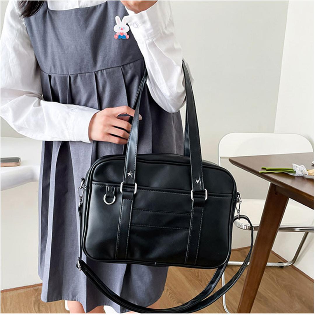 スクールバッグ 高校生 ショルダー 大容量 通販 スクールボストン スクールバック 学生鞄 肩掛け ショルダーバッグ ボストンバッグ ボストンバック ボストン バッグ 鞄 かばん 自立 軽量 軽い 底板 合皮 PU 女子高生 女子 通学 学生 中学生 ブラック ・