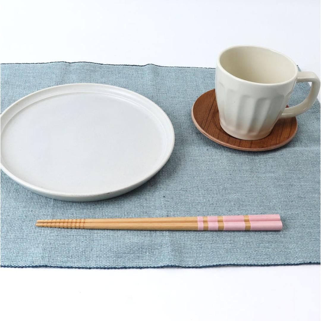 お箸 食洗機対応 通販 日本製 箸 おはし シュガー 23.0 23cm 先角 乾漆 滑りにくい すべらない 滑らない 大人 女性 男性 パステルカラー おしゃれ かわいい 可愛い シンプル 木製 天然木 つかみやすい 食洗器対応 和食器 食器 キッチン用品 水色 ・