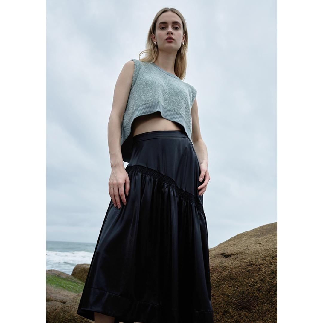 MIND レザーライクサテンギャザースカート 通販 スカート ギャザースカート ひざ丈スカート レディース ギャザー ひざ丈 膝丈 ひざ下 アシンメトリー サテンスカート 光沢 おしゃれ ブランド マインド 123S004 ボトムス レディースファッション black ・