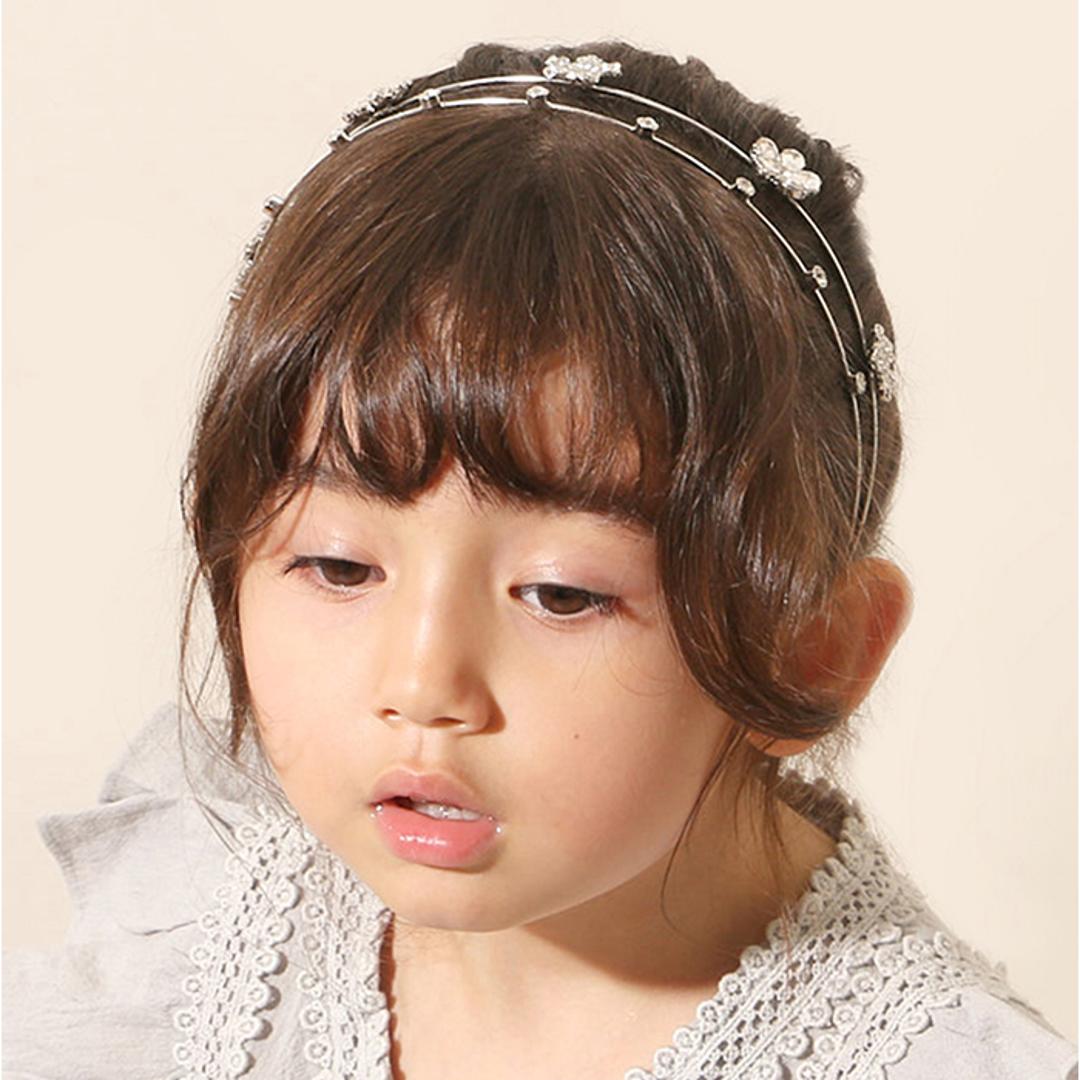 RORA カチューシャ 細め 通販 ローラ アメリア ヘッドドレス ヘアアクセサリー 髪飾り キッズ 子供 子ども こども 女の子 女子 花 お花 キラキラ フォーマル おしゃれ かわいい 入園式 卒園式 入学式 卒業式 発表会 結婚式 キッズファッション ゴールド ・