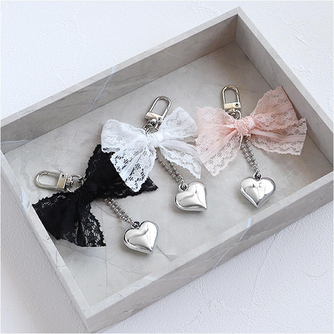 RORA キーリング 通販 ローラ エヴリン キーホルダー キーチャーム バッグチャーム ナスカン リボン レース ハート チャーム シルバー おしゃれ かわいい キッズ 子供 こども 子ども 女の子 女子 レディース ファッション雑貨 キッズファッション ピンク ・