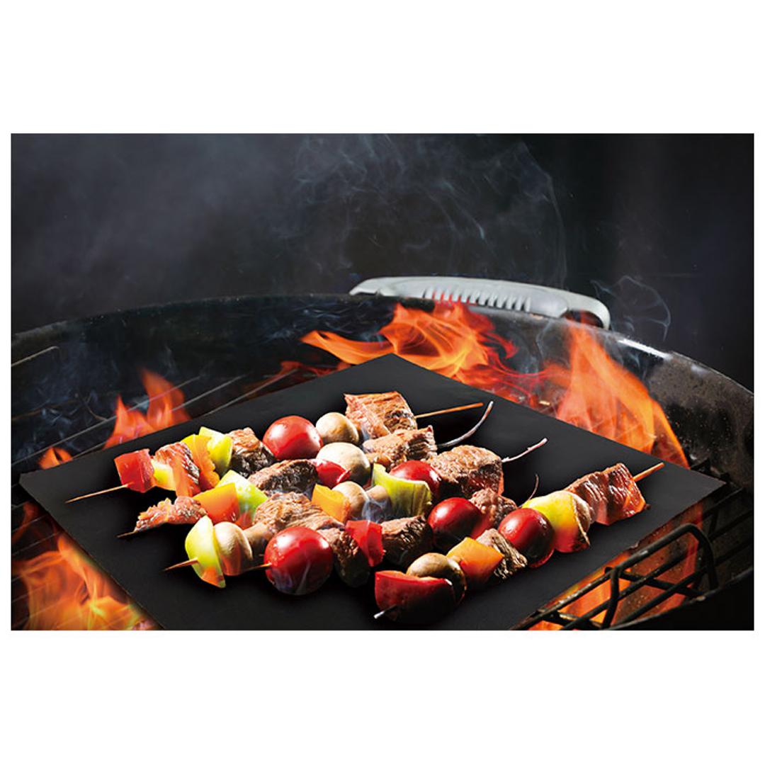 グリルマット 通販 グリルロースター バーベキューグリルマット バーベキューシート クッキングシート 2枚セット 2枚入り テフロン加工 耐熱性 丈夫 耐熱シート 軽量 コンパクト 焦げにくい 簡単手入れ BBQ GRILL ブラック ・