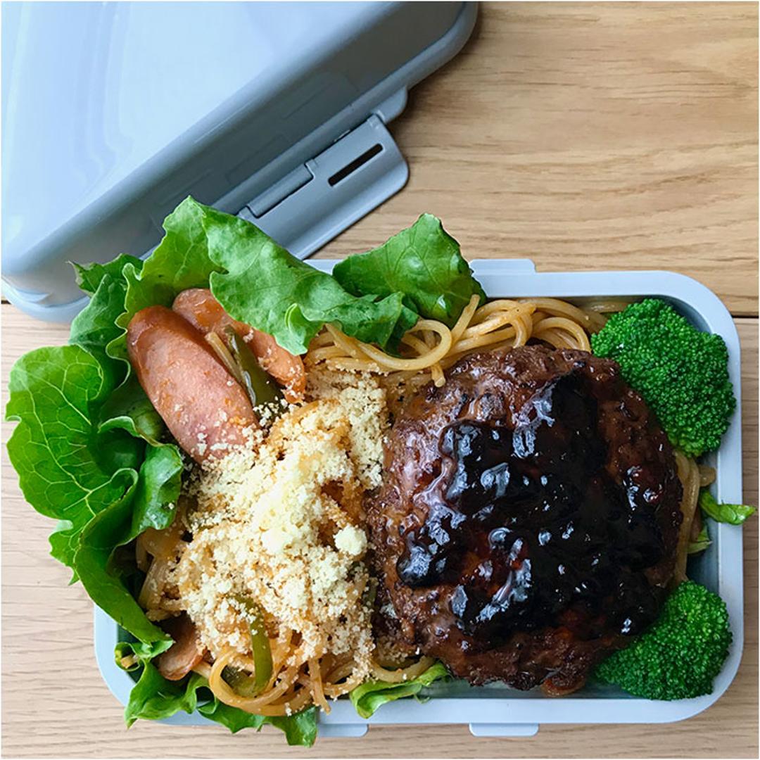 GEL-COOL ジェルクール お弁当箱 仕切り付き 490ml 1段 通販 ランチボックス 弁当箱 保冷お弁当箱 保冷ランチボックス 保冷弁当箱 一段 保冷 保冷剤付き ランチ 弁当 お弁当 スクエア 長方形 保冷剤 保冷剤一体型 ランチグッズ 便利 マカロンブルー ・