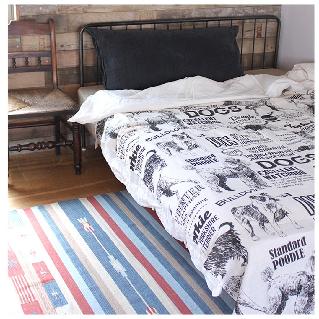 マルチカバー ソファー 夏 通販 おしゃれ ベッドカバー ソファカバー 目隠し カーテン ビデオ会議 背景 シンプル 綿 コットン インド綿 シック モノトーン MONO イラスト ファブリック KEY STONE キーストーン MUCOMODOドッグ ・