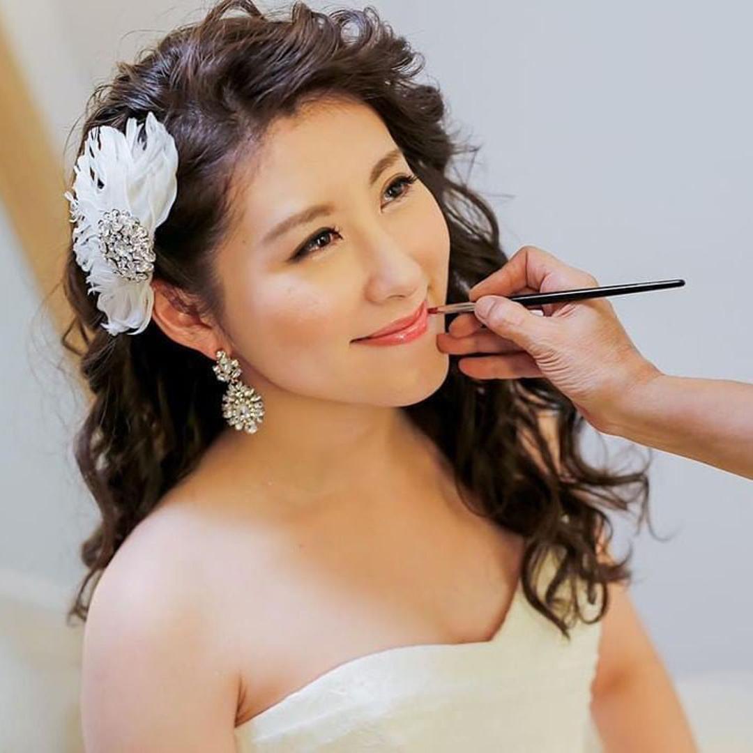 ブライダル ピアス 大ぶり 通販 ブライダルピアス ブライダルアクセサリー ウェディングアクセサリー 揺れるタイプ ゆれる 結婚式 花嫁 新婦 披露宴 パーティ 二次会 2次会 前撮り ウェディングドレス クリアストーン ヴィンテージ風 マーキスカット E-11 ゴールド ・