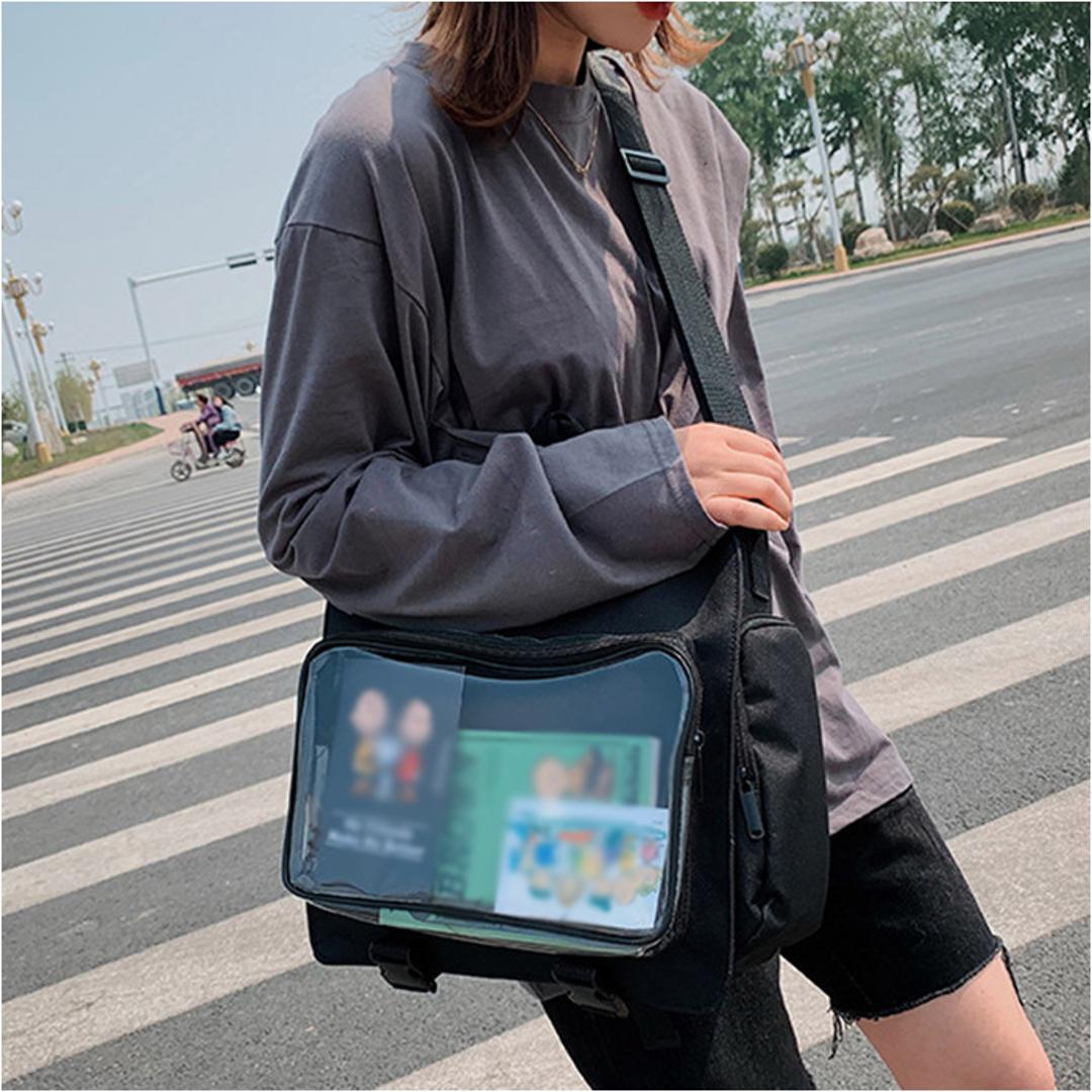 痛バッグ リュック 4way 通販 痛バ 推し活用バッグ トートバッグ ショルダー 斜めがけ 推し活 おしゃれ かわいい バッグ バック カバン 鞄 A4 大容量 透明ポケット クリア ぬいぐるみ 缶バッチ デコ 推し オタク 通学 お出かけ カジュアル ブラック ・