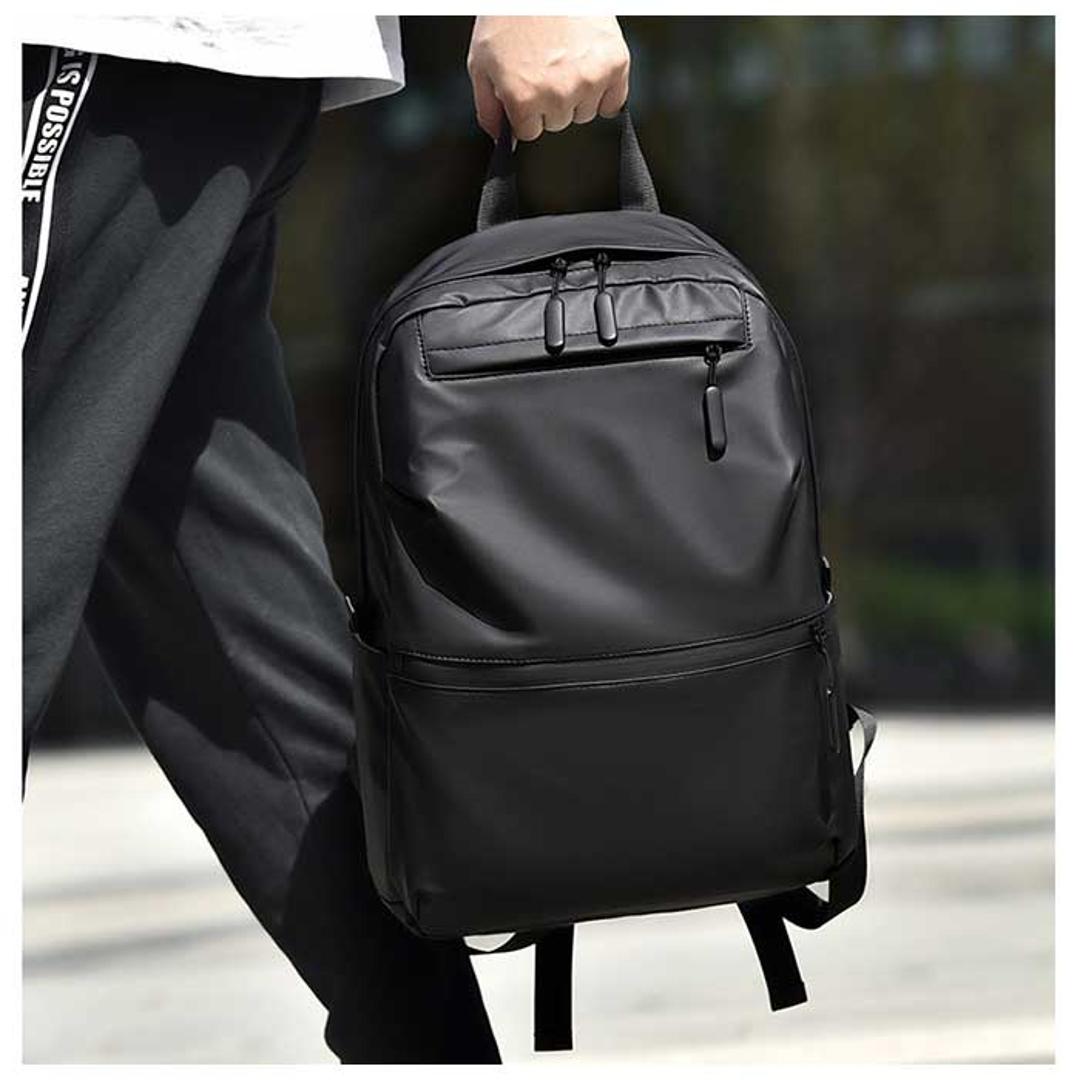 リュックサック メンズ 通販 リュック デイパック バックパック 通学 ビジネス 通勤 男子 高校生 中学生 撥水 はっ水 PCバッグ おしゃれ オシャレ 学生 旅行 トラベル かっこいい カッコイイ シンプル カジュアル ナイロン メンズバッグ ブラック ・
