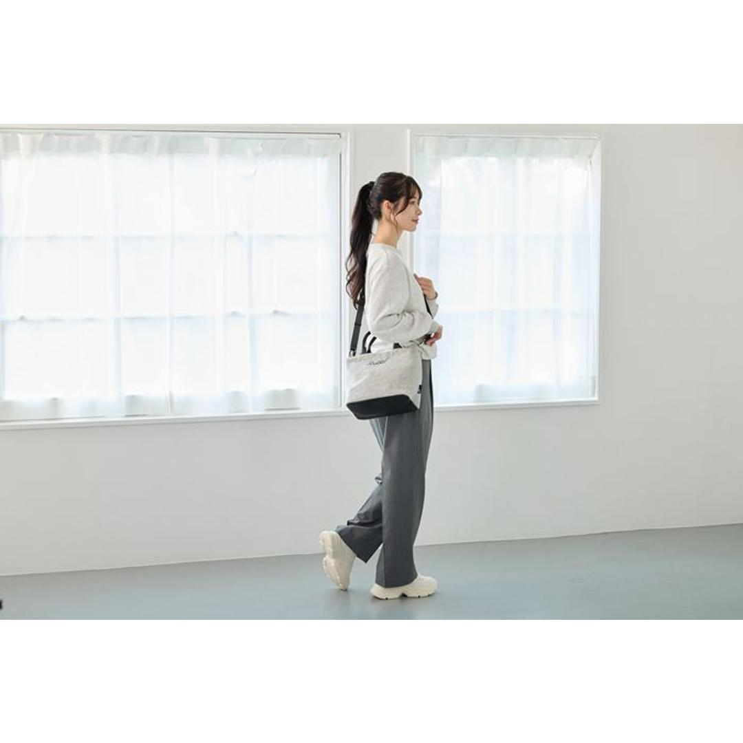 ルートート ROOTOTE ショルダーバッグ 3653 通販 ショルダーバック 斜めがけバッグ 2way トートバッグ 小さめ 通勤 通学 SQUARE スクエア シンプル 無地 ふわふわ おしゃれ かわいい マチあり 旅行 きれいめ レディースバッグ IVORY ・