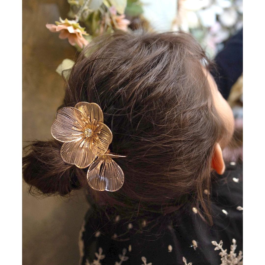Rora ヘアクリップ キッズ 通販 グラシア ヘアークリップ 髪どめ 髪留め ヘアアクセサリー 髪飾り お花 フラワー 子供 女の子 大人っぽい 卒園式 入学式 結婚式 発表会 可愛い おしゃれ かわいい 子ども用アクセサリー キッズファッション ゴールド ・