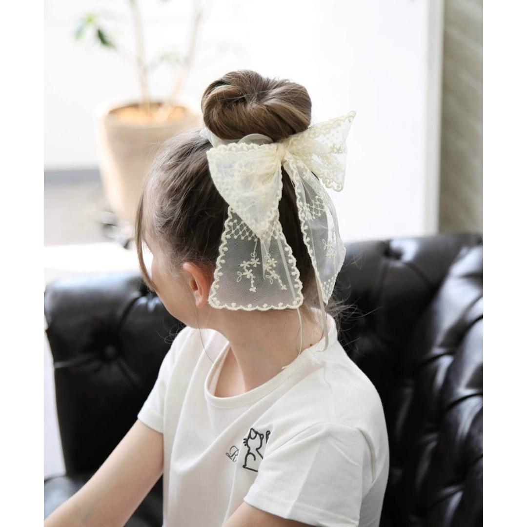 Rora シュシュ キッズ 通販 ミルククリーム 髪飾り お団子 ヘアゴム ポニーテール リボン 大きめ レース 女の子 子供 子ども こども フォーマル 大人っぽい 上品 卒園式 入学式 ピアノ発表会 誕生日 結婚式 パーティー ヘアアレンジ ヘアアクセサリー クリーム フリー