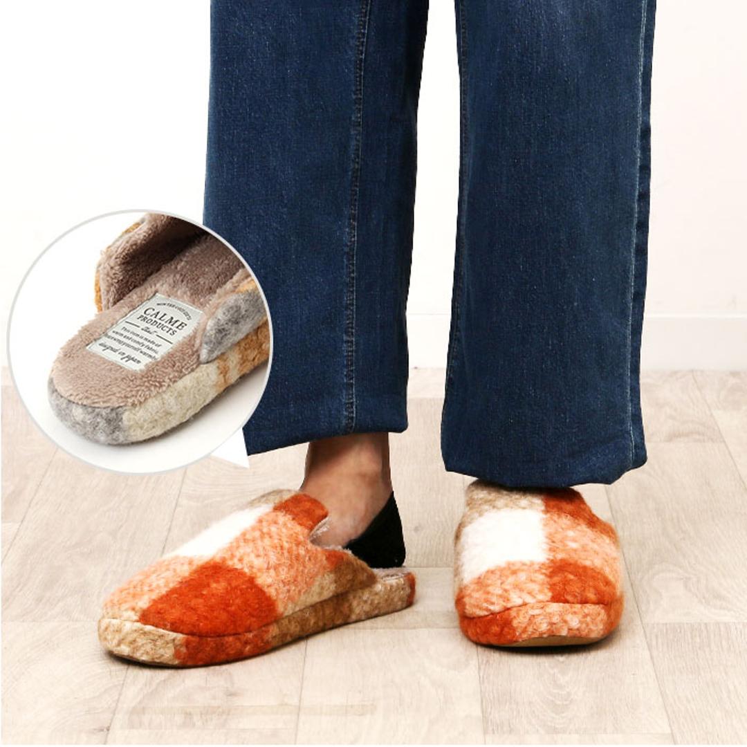 カルム スリッパ CALME 通販 ルームシューズ ルームスリッパ ルームサンダル 室内履き 部屋履き 室内スリッパ 前詰まりスリッパ プードルボアチェックスリッパ 室内用 来客用 冬 もこもこ レディース ボア ふわふわ おしゃれ チェック かわいい オレンジ ・