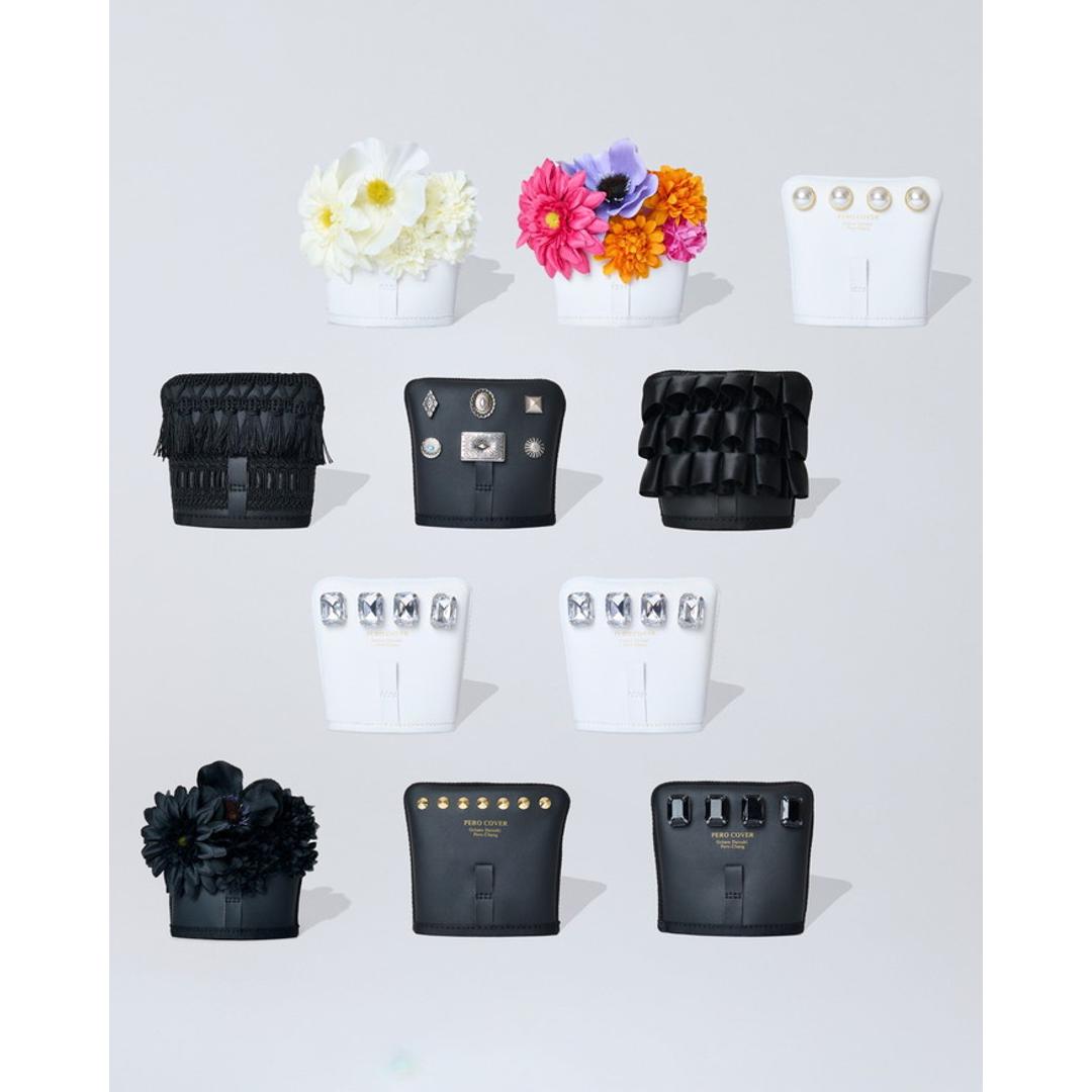 シューアクセサリー 通販 PERO COVER ペロカバー シューチャーム 装飾的アクセサリー シューパーツ シューズアクセサリー スニーカー 男女兼用 おしゃれ 上品 かわいい 靴アクセサリー 靴 くつ シューズ 簡単取付 贈り物 ギフト プレゼント Flower/Mix/White ・