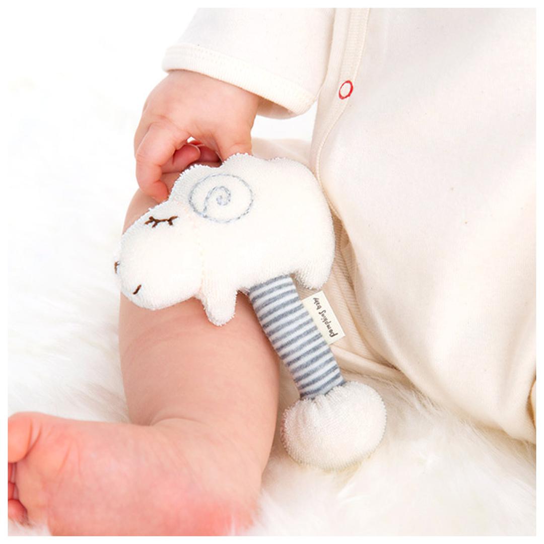 pompkins baby カエル 通販 がらがら ガラガラスティック 鈴入り かえる 蛙 POMPKINS ポプキンズ ハンドメイド オーガニックコットン100% 赤ちゃん 磯企画 ハンドメイド おもちゃ 日本製 出産祝い プレゼント ギフト ベビー用品 ひつじ ・