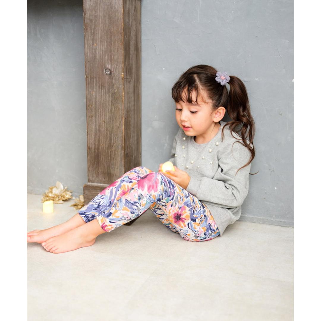 Rora 子供服 レギンス 通販 アザレア スパッツ パンツ ズボン 花柄 女の子 女子 子供 こども 子ども 10分丈 十分丈 通園 通学 幼稚園 かわいい おしゃれ カジュアル 春 夏 秋 冬 動きやすい ボトムス 子ども服 レッグウェア キッズファッション 花柄.パープル 110cm