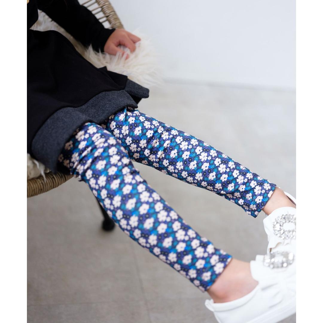 Rora 子供服 レギンス 通販 ルピナ スパッツ パンツ ズボン 小花柄 女の子 女子 子供 こども 子ども 10分丈 十分丈 通園 通学 幼稚園 かわいい おしゃれ カジュアル 春 夏 秋 冬 動きやすい ボトムス 子ども服 レッグウェア キッズファッション 花柄.ネイビー 110cm