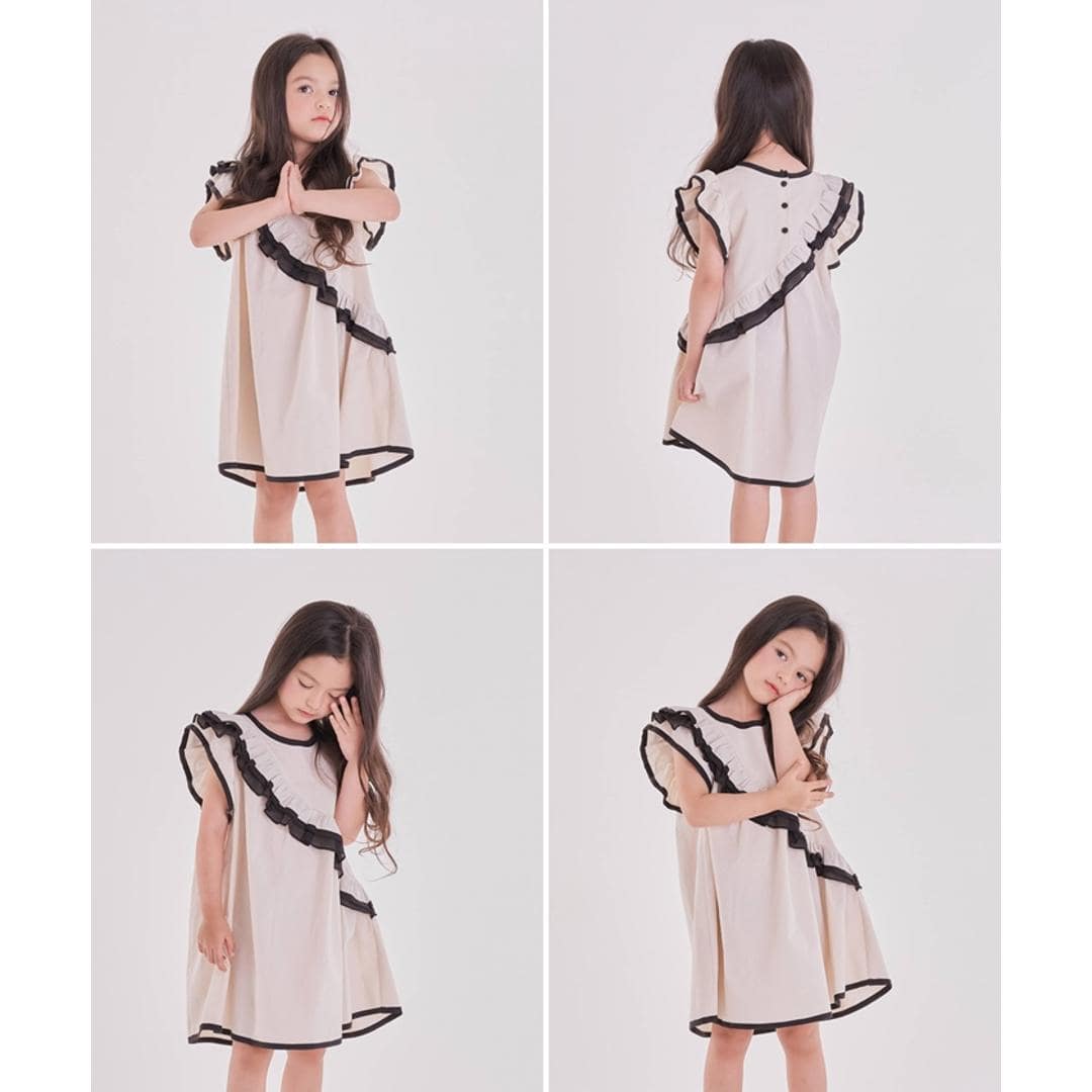 Rora 半袖 ワンピース キッズ 通販 半袖ワンピース 52072201 ワンピ 夏 女の子 綿100 フリル 肩フリル アシンメトリー ノースリーブ 袖なし 大人っぽい レトロ おしゃれ 大人可愛い オシャレ かわいい カジュアル 子ども服 子供服 キッズファッション ベージュ 110cm