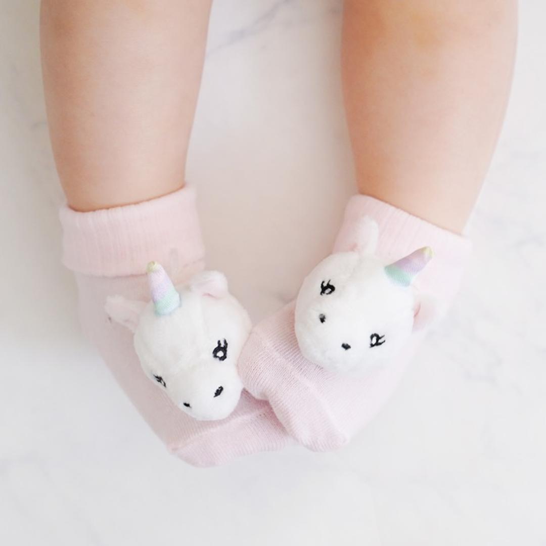 deigo ラトルソックス 通販 日本製 靴下 くつした ソックス ガラガラ 赤ちゃん 新生児 ディーゴ ベビー用品 ベビーグッズ 出産祝い ハーフバースデー お誕生日 オールシーズン ギフト プレゼント 贈り物 楽しい 可愛い かわいい おしゃれ オシャレ グレイスバニー/サンドピンク ・