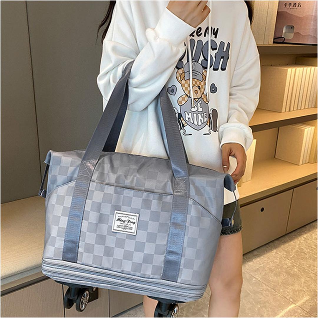 ボストンバッグ 旅行 拡張 通販 旅行バッグ 大容量 キャリーバッグ トラベルバッグ 多機能旅行バッグ 鞄 かばん バック キャリーオン レディース メンズ 3way トートバッグ キャスター付き 機内持ち込み おしゃれ 撥水 丈夫 ジム 合宿 マザーズバッグ ブルー ・