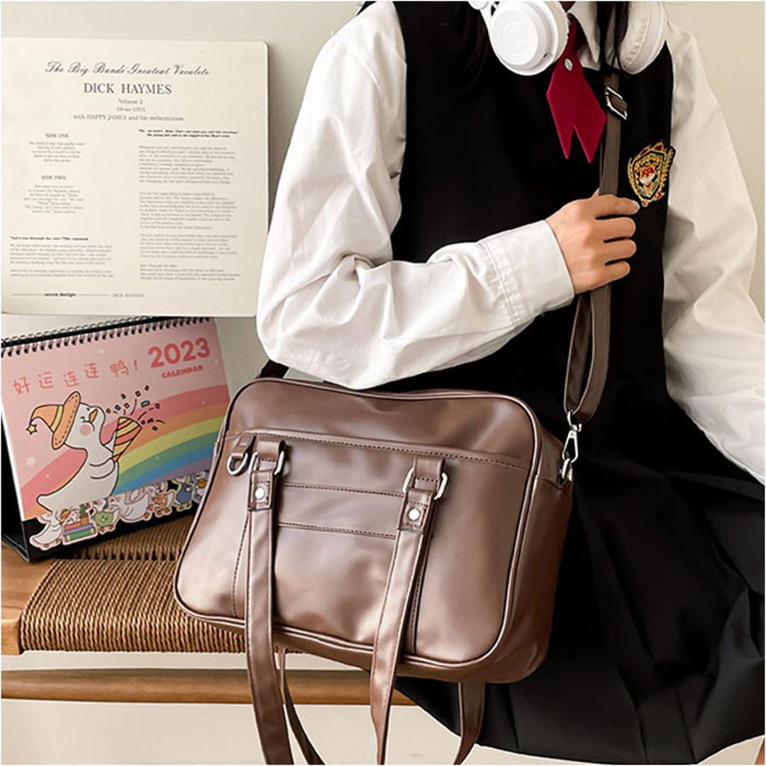 スクールバッグ 高校生 ショルダー 大容量 通販 スクールボストン スクールバック 学生鞄 肩掛け ショルダーバッグ ボストンバッグ ボストンバック ボストン バッグ 鞄 かばん 自立 軽量 軽い 底板 合皮 PU 女子高生 女子 通学 学生 中学生 ブラック ・