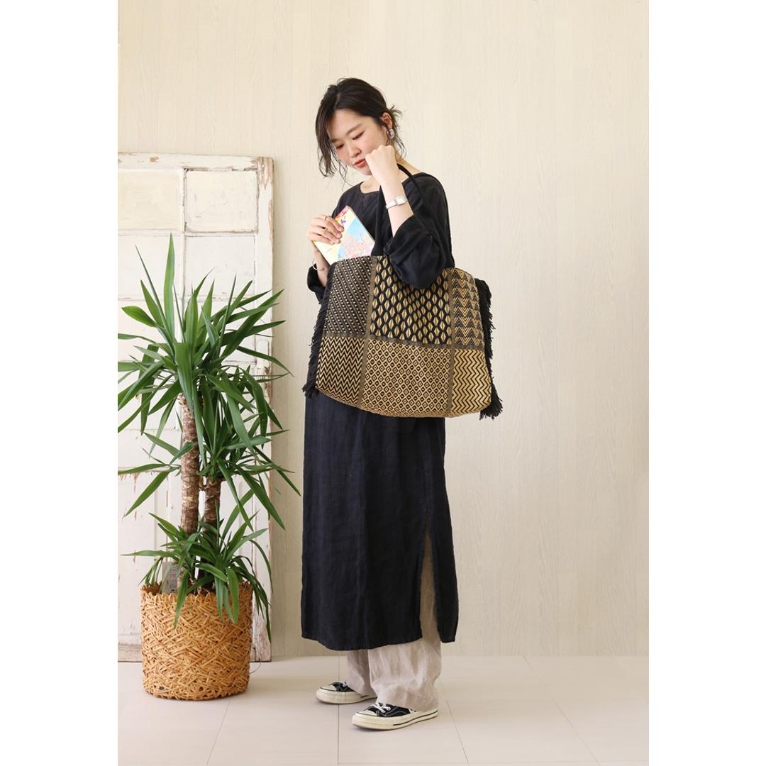 トートバッグ 肩掛け 大容量 通販 トートバック トート 手提げ 旅行バッグ スクエアトート スクエア型 アフリカン シック アジアン雑貨 エスニック エキゾチック レディース メンズ 男女兼用 ユニセックス おでかけ お出掛け お出かけ 旅行 トラベル ブラック ・