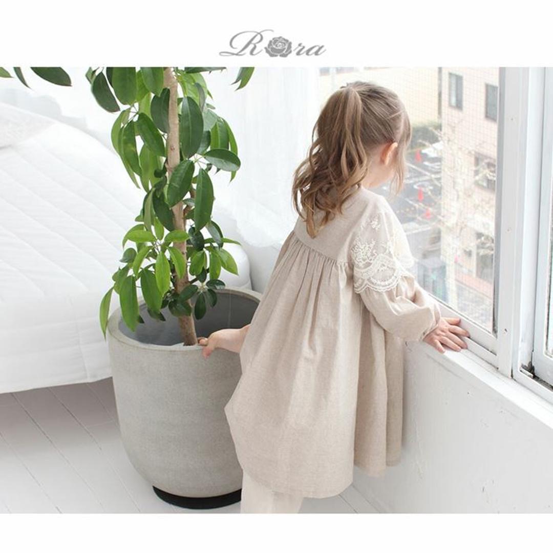Rora キッズ パジャマ 女の子 ジュニア 通販 ワンピース 10006252 パジャマドレス ナイトドレス ルームワンピース 長袖 レース フリル おしゃれ 可愛い オシャレ かわいい ワンピ ルームウェア ナイトウェア 子ども服 子供服 キッズファッション BEIGE L