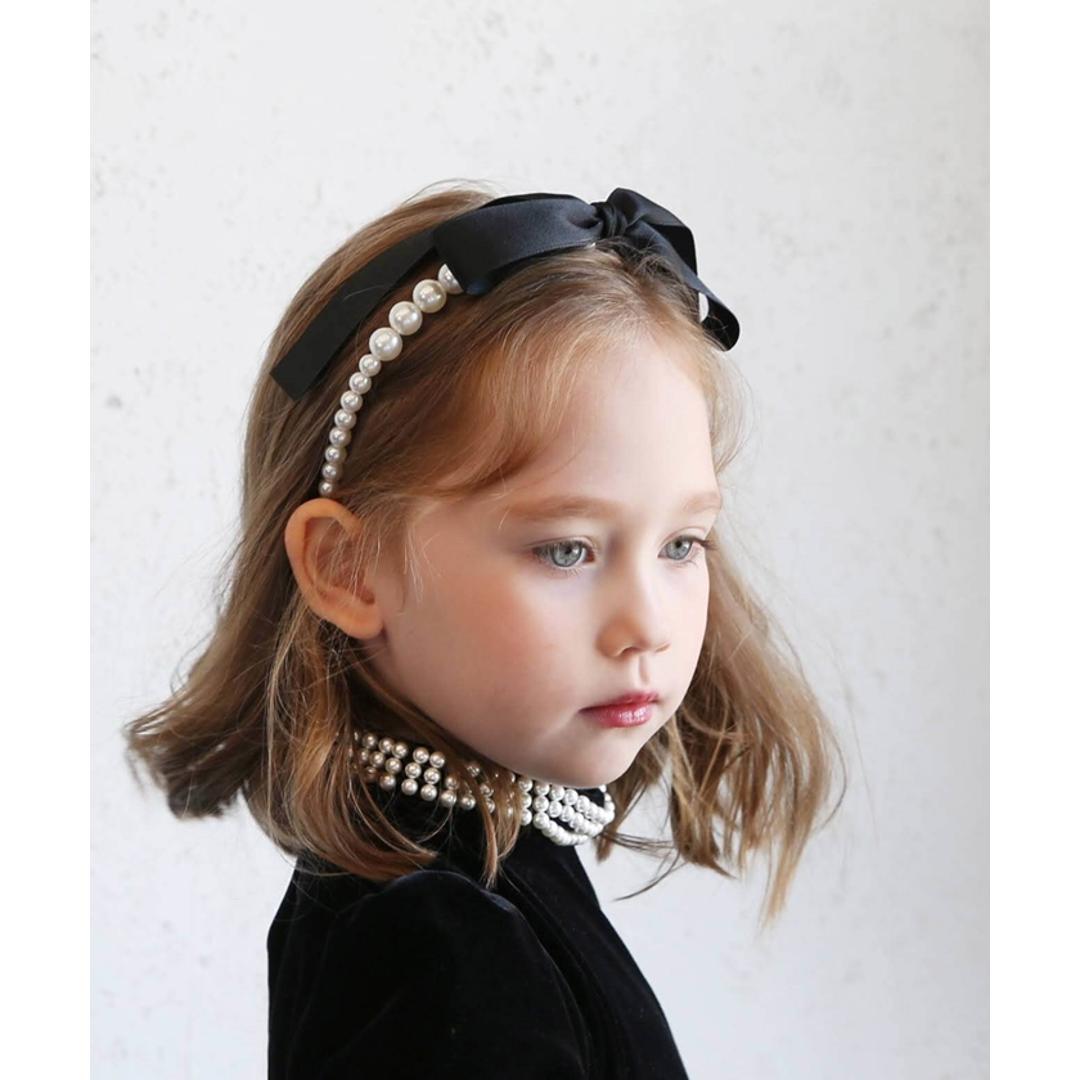 Rora カチューシャ 通販 リボン パール 68272302 髪飾り ヘッドドレス 子供 女の子 フォーマル 可愛い おしゃれ 発表会 入園式 卒園式 入学式 子ども用アクセサリー ヘアアレンジ ヘアーアクセサリー ヘアアクセサリー キッズファッション ブラック フリー