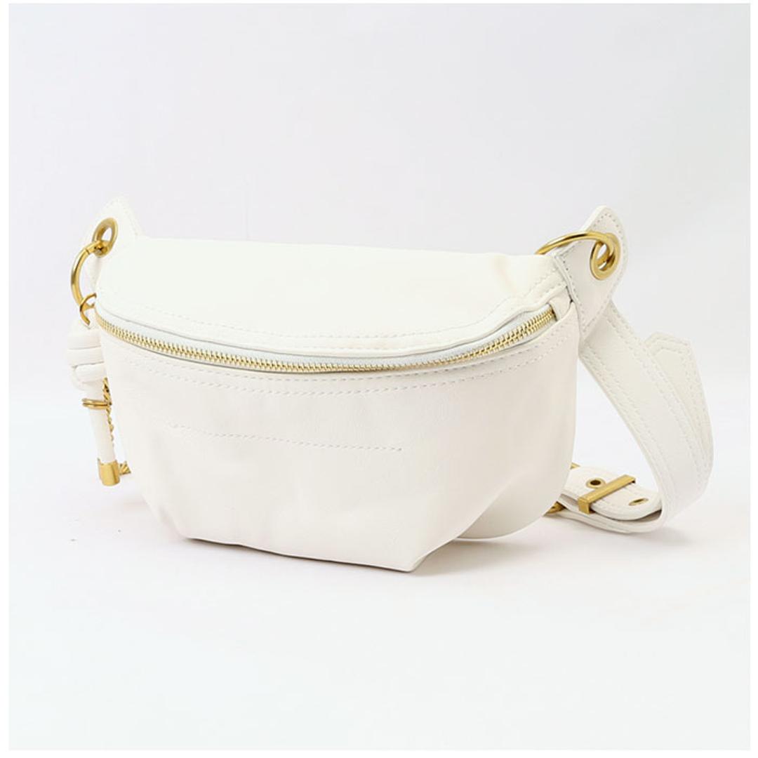 ボディバッグ レディース きれいめ 通販 ボディーバッグ ショルダーバッグ ボディバック ショルダーバック 斜めがけ 大人 小さめ 2way 上品 通勤 通学 旅行 トラベル おしゃれ シンプル 無地 レディースバッグ ホワイト ・