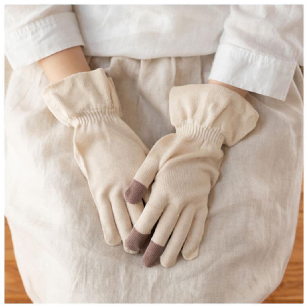 シルク手袋 レディース 通販 手袋 シルク おやすみ手袋 ハンドケア 絹のおもてなし 手荒れ てぶくろ おしゃれ 婦人用 保湿 手あれ スキンケア ナイト手袋 就寝時 三笠 日本製 オフホワイト ・