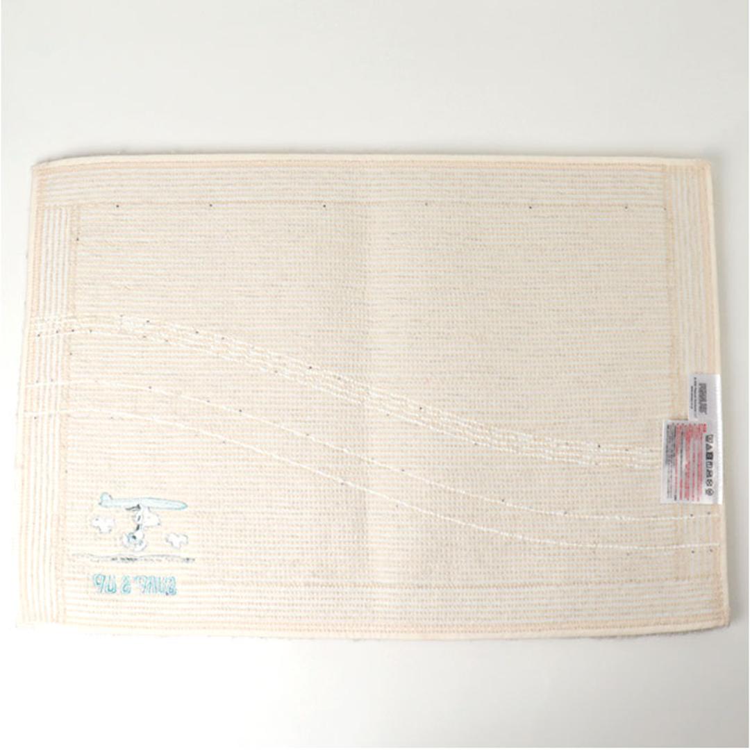 センコー バスマット 通販 足ふきマット お風呂 足拭きマット 玄関マット 室内 お風呂マット おふろマット 足元マット キャラクター senko 洗面所 脱衣所 玄関 バス用品 お風呂用品 洗面所用品 日用品雑貨 かわいい 可愛い おしゃれ オシャレ スヌーピーサーフ.ベージュ ・