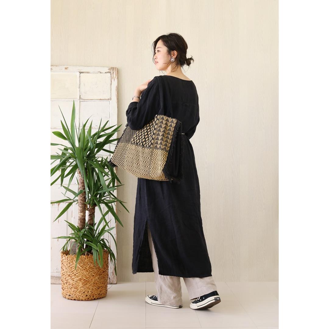 トートバッグ 肩掛け 大容量 通販 トートバック トート 手提げ 旅行バッグ スクエアトート スクエア型 アフリカン シック アジアン雑貨 エスニック エキゾチック レディース メンズ 男女兼用 ユニセックス おでかけ お出掛け お出かけ 旅行 トラベル ブラック ・