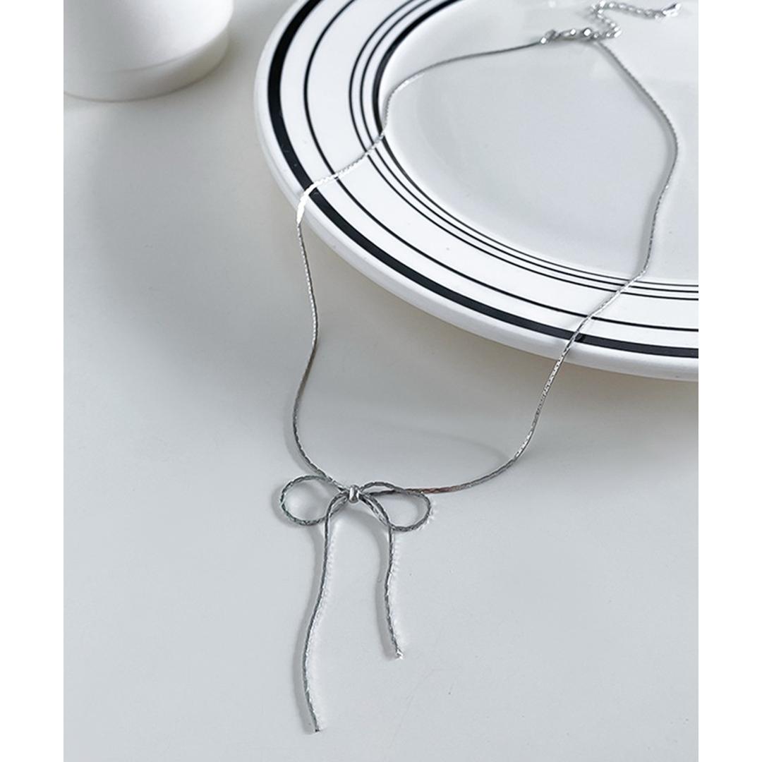 ネックレス レディース シンプル 通販 ダイヤモンドハーツ nec-0350 Diamond Hearts アクセサリー リボン 女性 細い 首輪 おしゃれ かわいい 大人 上品 ギフト プレゼント ブランド 彼女 中学生 高校生 大学生 10代 20代 30代 シルバー ・