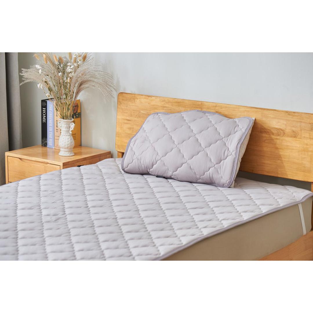 敷きパッド ダブル 冷感 ゴム付き 通販 冷感敷きパッド ベッドパッド 冷感マット 敷きパット ベッドパット ひんやりマット 新冷感サラふわ 敷パッド 敷パット 接触冷感 涼感 冷たい 夏用 夏 涼しい クール 洗える ダブル用 涼感寝具 インテリア アイスグレー ・