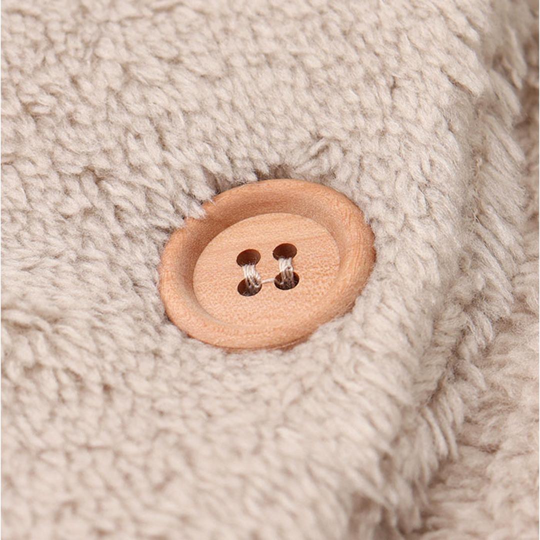 ベスト レディース ルームウェア 通販 刺繍ベスト 部屋着 ジレ トップス ルームウエア 秋 冬 ノースリーブ 上着 カジュアル 大人用 重ね着 おしゃれ 羽織り 前開き ゆったり ふわふわ もこもこ 防寒 寒さ対策 くま ・