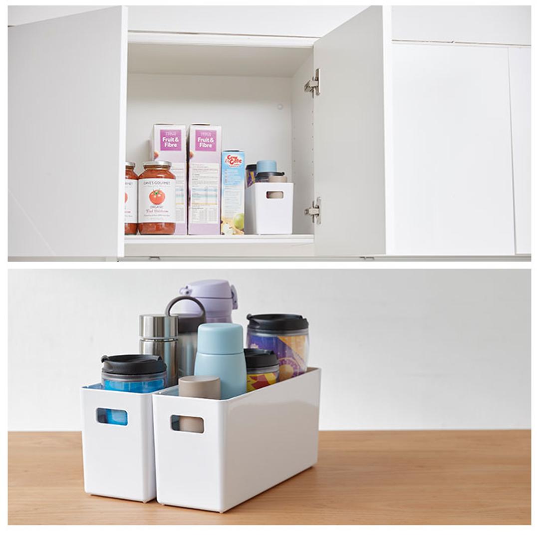 ボトルホルダー 通販 横型 ヨコ型 ボトル ホルダー スパイスケース 水切り 持ち手付き マグネット付き 開閉トレイ 開閉式トレー 収納 すっきり 水筒 ランドリー用品 ラップ 保存用袋 キッチン小物 ホワイト ・