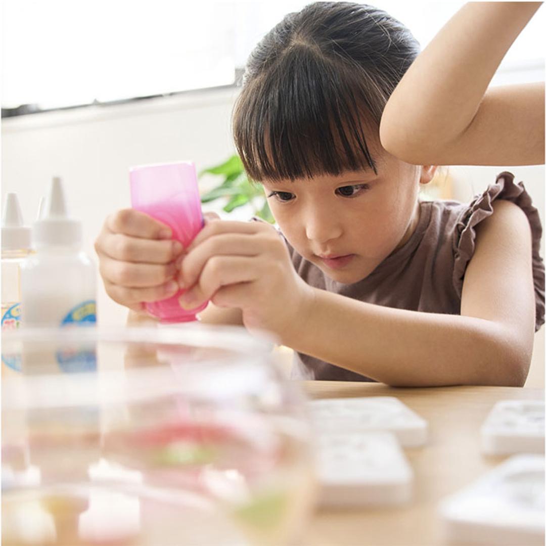 ぷにょぷにょアクアリウム 海のなかまたち KJT120421 通販 おもちゃ オモチャ 玩具 知育玩具 工作 知育 化学反応 化学 液体 固まる 自由研究 海の仲間 おうち時間 作り方簡単 キッズ 男の子 女の子 子ども こども 子供 ギフト 海のなかまたち ・