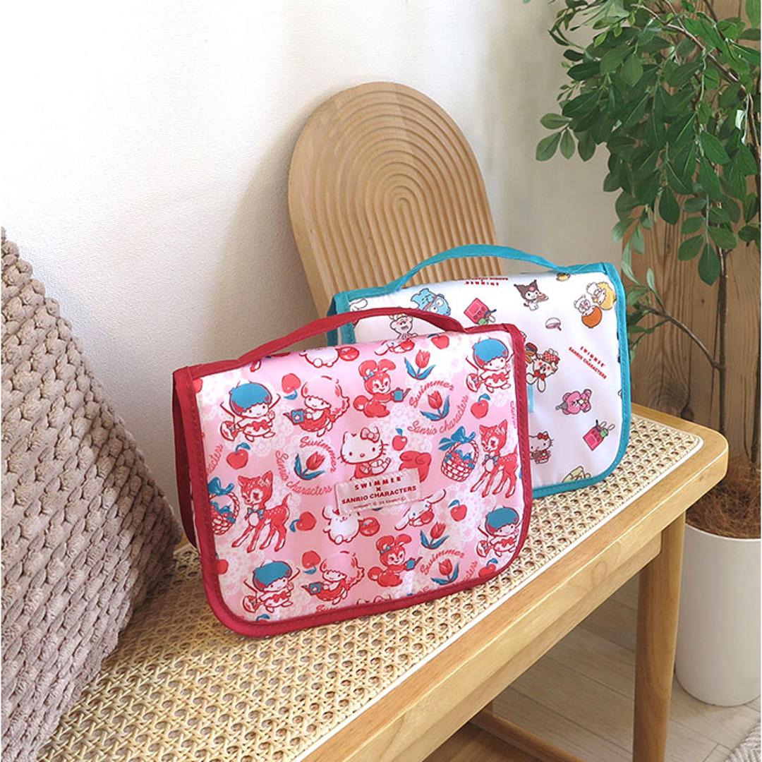 スイマー サンリオ トラベルポーチ 吊り下げ 通販 SWIMMER×SANRIO 吊り下げポーチ つりさげ ポーチ ハンギングポーチ コスメポーチ 小物入れ 旅行 トラベル 収納 キャラクター おしゃれ かわいい 可愛い パッキングオーガナイザー 旅行用品 SWIMMERXSANRIO/ピンク ・