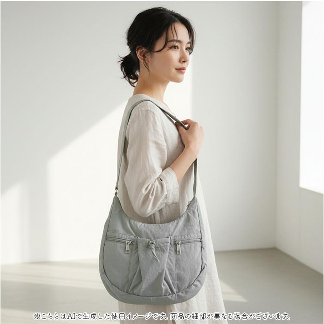 ショルダーバッグ ナイロン レディース 通販 laportadizucchero ラポルタディズッケロ 肩掛け 斜めかけ 斜め掛け ナイロンショルダーバッグ 柔らかい やわらかい 軽量 おしゃれ かわいい 通勤 通学 大人 女性 お出掛け ギフト 贈り物 ブラック ・