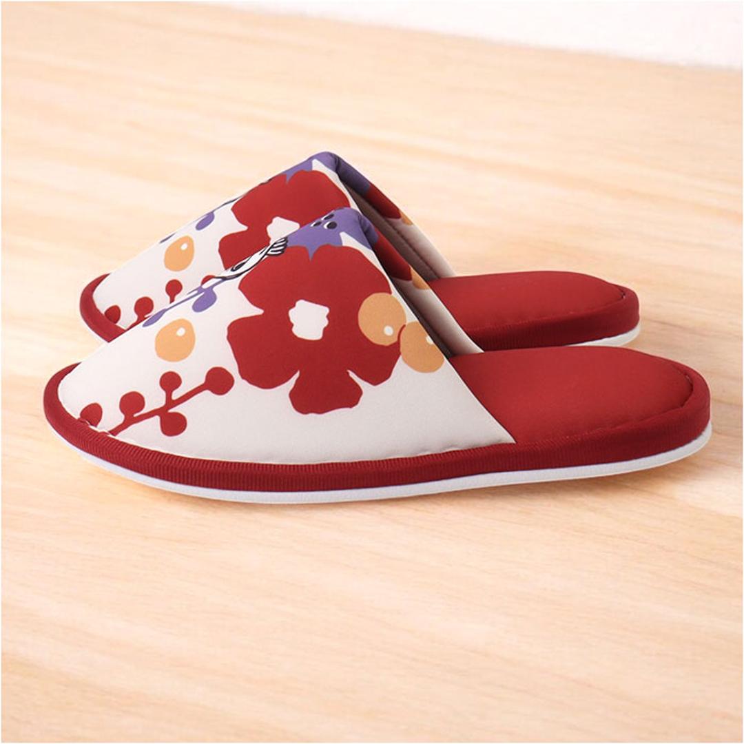 ムーミン トイレ グッズ 通販 スリッパ 室内 ルームシューズ ルームスリッパ トイレスリッパ おしゃれ 洗える 北欧 かわいい オシャレ 可愛い キャラクター MOOMIN ちょうちょ 蝶々 テキスタイル トイレファブリック ヨコズナクリエーション 生活雑貨 ペルホネンムーミン ・