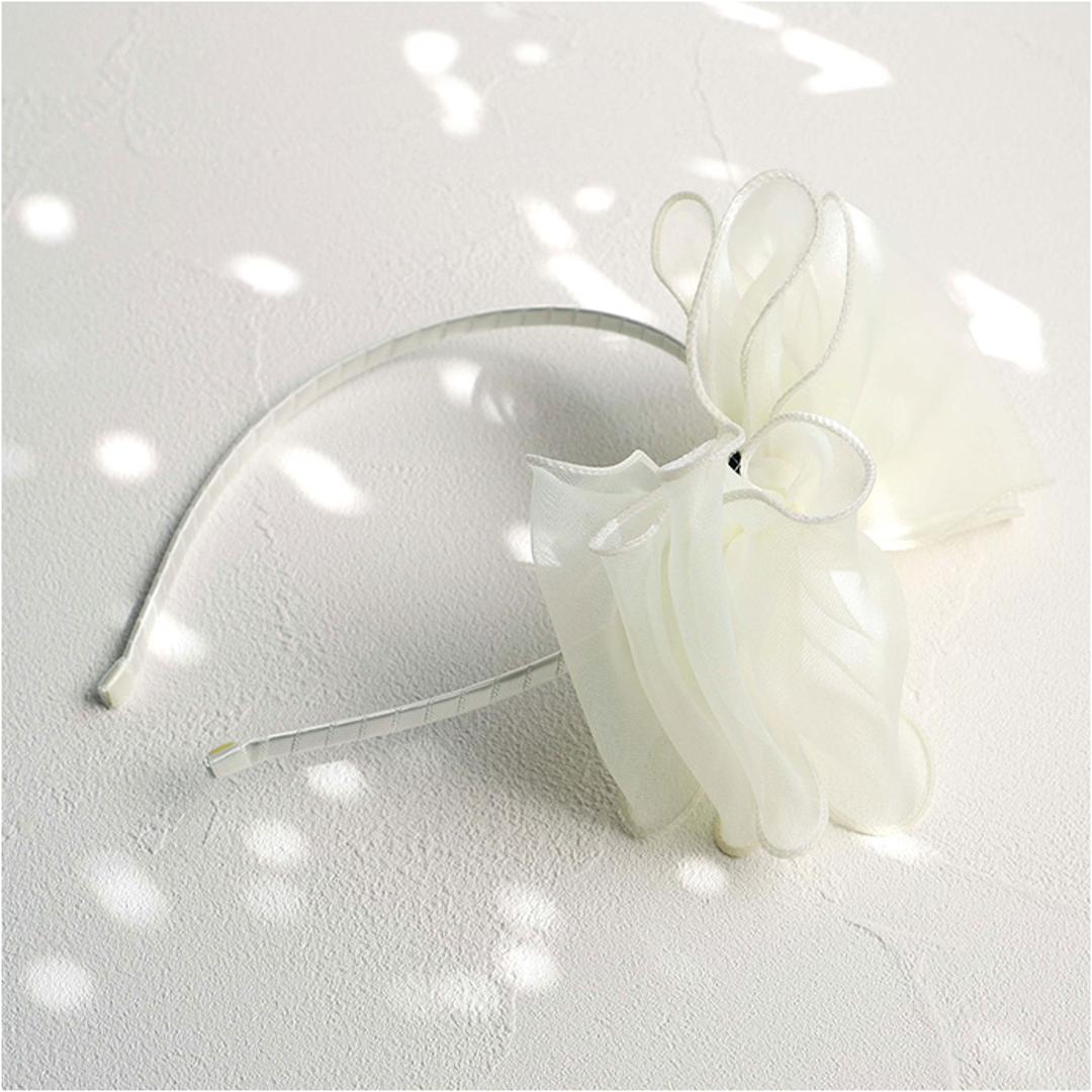 RORA カチューシャ 細め 通販 ローラ グレース ヘッドドレス ヘアアクセサリー 髪飾り キッズ 子供 子ども こども 女の子 女子 リボン シフォン フォーマル おしゃれ かわいい 入園式 卒園式 入学式 卒業式 発表会 結婚式 キッズファッション アイボリー ・