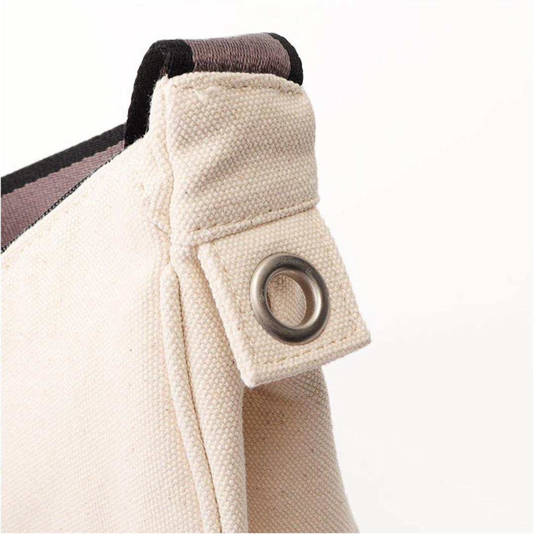 Lee リー ショルダーバッグ arcana 320-1300 通販 舟形ショルダー ショルダーバック ショルダー 肩掛け ななめかけ 斜めかけ 軽量 軽い 小さめ 小さい 舟形 レディース メンズ 男女兼用 ユニセックス シンプル カジュアル 旅行 トラベル ブラック ・