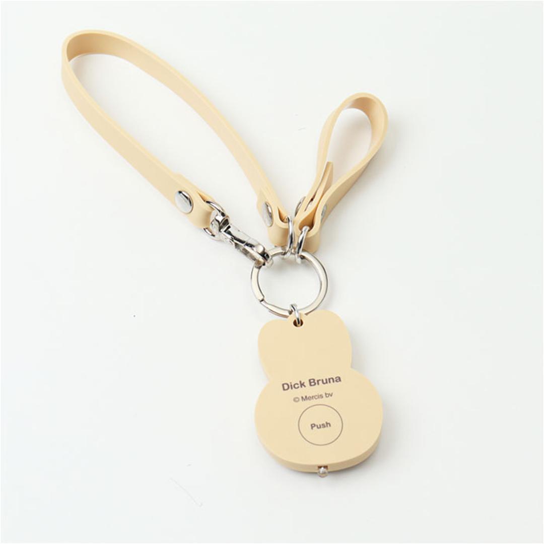 キーホルダー キャラクター かわいい 通販 キーリング キーチャーム バッグチャーム ライト付き 可愛い キャラクターグッズ ライト スマート レディース キッズ 女の子 子供 子ども こども キュート 雑貨 小物 贈り物 ギフト ミッフィーフェイス ・