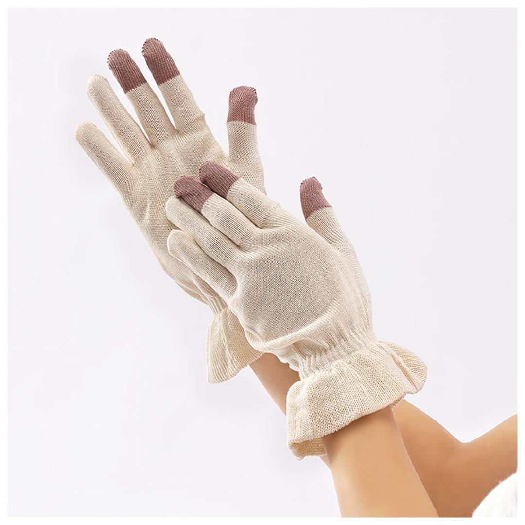 シルク手袋 レディース 通販 手袋 シルク おやすみ手袋 ハンドケア 絹のおもてなし 手荒れ てぶくろ おしゃれ 婦人用 保湿 手あれ スキンケア ナイト手袋 就寝時 三笠 日本製 オフホワイト ・