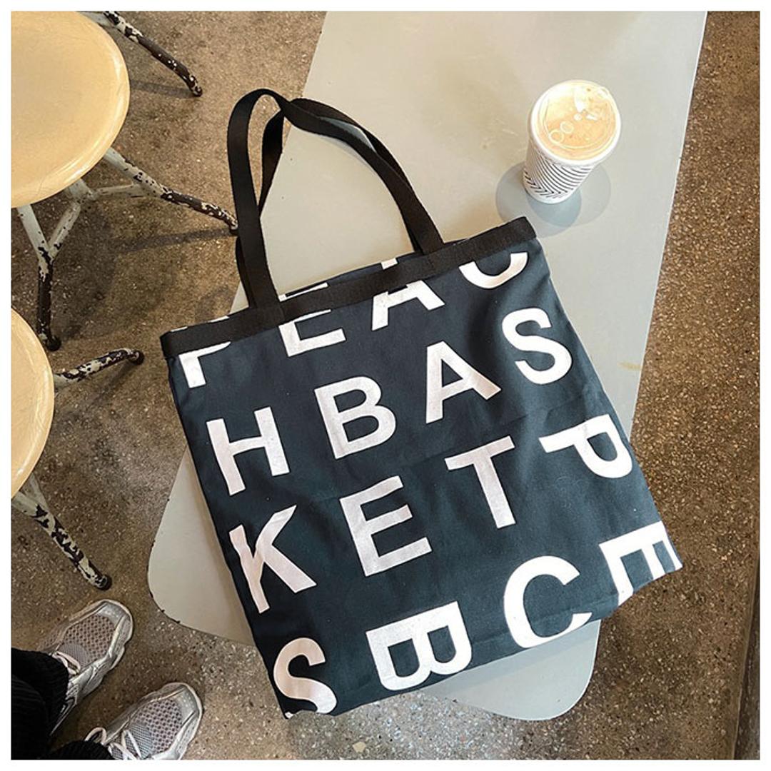 トートバッグ レディース キャンバス おしゃれ 通販 大きめ A4 2wayトートバッグ 肩掛け 手提げ 軽量 軽い シンプル 大人 かわいい 通勤 通学 大容量 2way バッグ カジュアル ナチュラル 旅行 おでかけ アルファベット柄 アイボリー ベージュ ネイビー レディースバッグ アイボリー ・