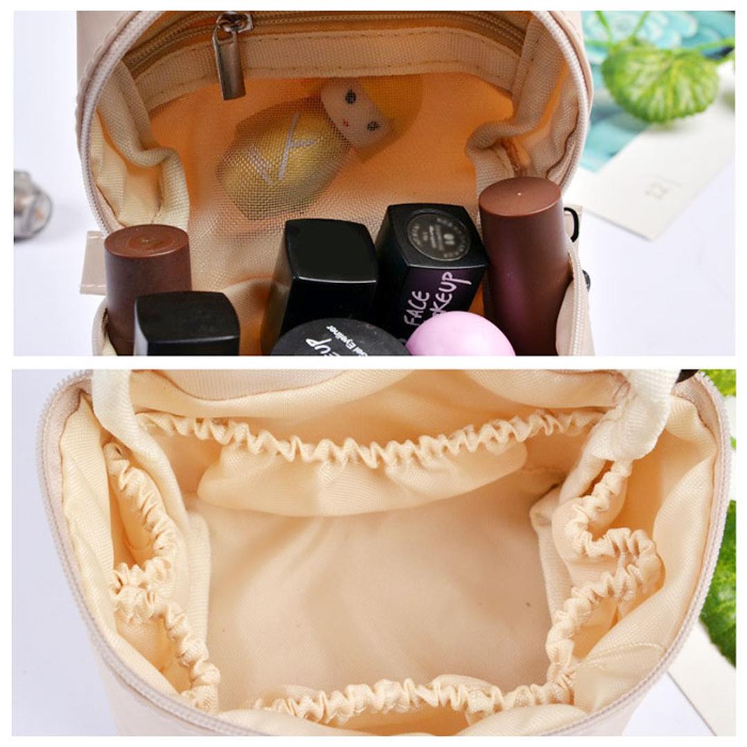 化粧ポーチ 縦型 メイクポーチ 自立 通販 ポーチ マチあり タテ 縦 トイレタリー 小物入れ 化粧品バッグ フルメイク 化粧品バック 収納袋 化粧バッグ 化粧バック 見つけやすい 取り出しやすい 旅行 化粧品 収納 シンプル グリーン ・