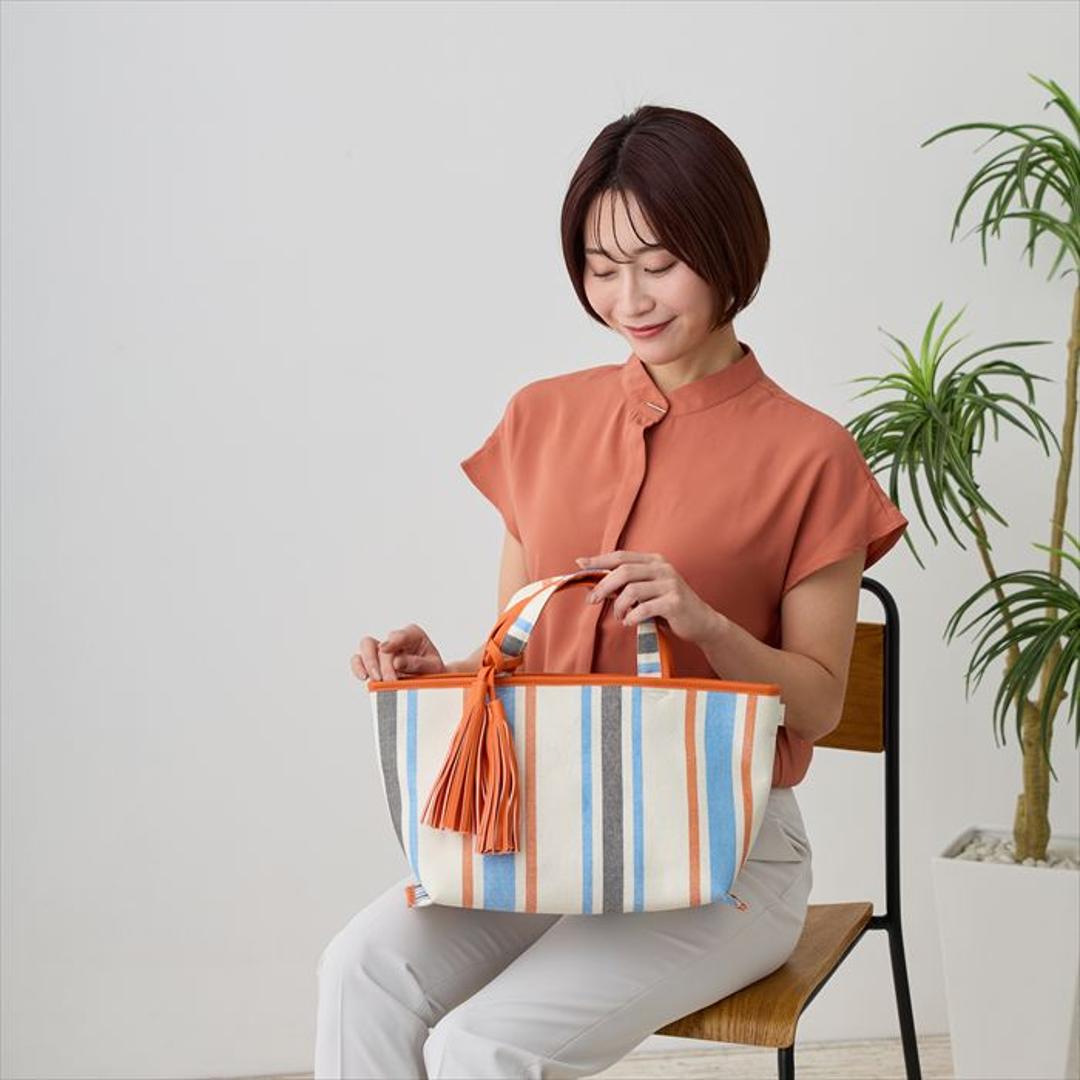 ルートート トートバッグ ROOTOTE 1070 通販 トートバック 小さめ レディース 通学 通勤 手提げバッグ 手提げかばん 手提げカバン 手提げ鞄 おしゃれ シンプル 大人 きれいめ タッセル チャーム ストライプ DELI ワイド デリ BLUEGRAY ・