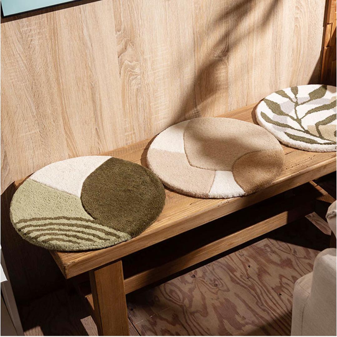 シートクッション 通販 クッション 座布団 チェアパッド 椅子用クッション 座面クッション 円 丸 厚み約1.8cm 直径40cm ダイニング デスクチェアー 椅子 椅子用 車 持ち運び シート シンプル おしゃれ カジュアル ギフト 贈り物 タイプA ・