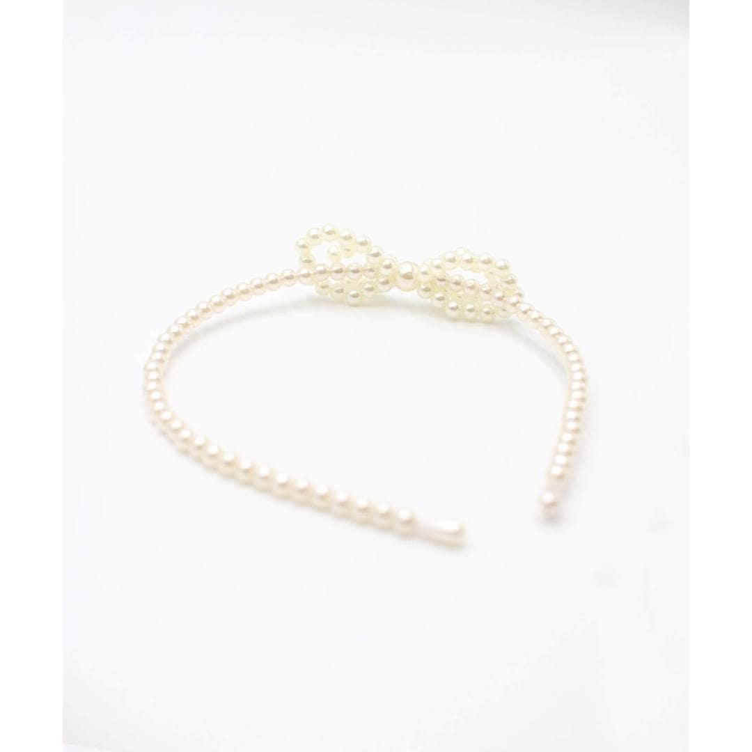 Rora カチューシャ キッズ 通販 オードリー ヘッドドレス 髪飾り ヘアバンド パール リボン 細め 細い フォーマル 女の子 子供 子ども こども 結婚式 パーティー 卒園式 入学式 七五三 誕生日 ピアノ発表会 かわいい おしゃれ ヘアアクセサリー ホワイト フリー