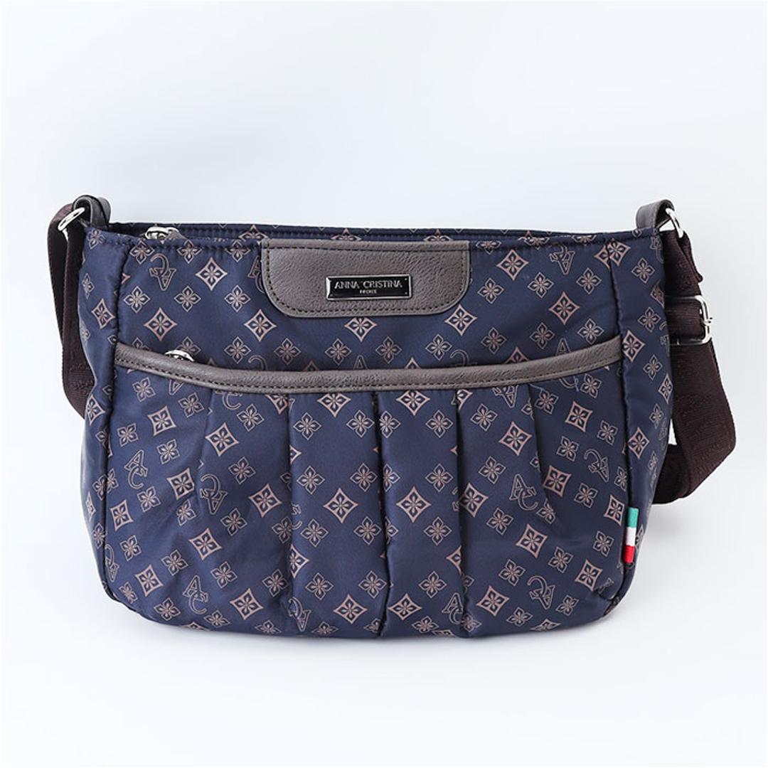 ショルダーバッグ レディース 斜めがけ 大人 軽量 ナイロン 通販 ショルダーバック 斜めがけバッグ 斜めがけバック 斜め掛け 横型 ななめがけ バッグ 肩掛け 鞄 ショルダー 大きめ キャリーオン 旅行 オシャレ おしゃれ かわいい レディースバッグ ダークレッド ・